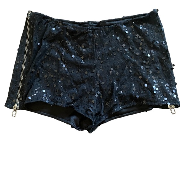 Nasty Gal Black Sequin Short Shorts with Side Zip size Small - Picture 1 of 4